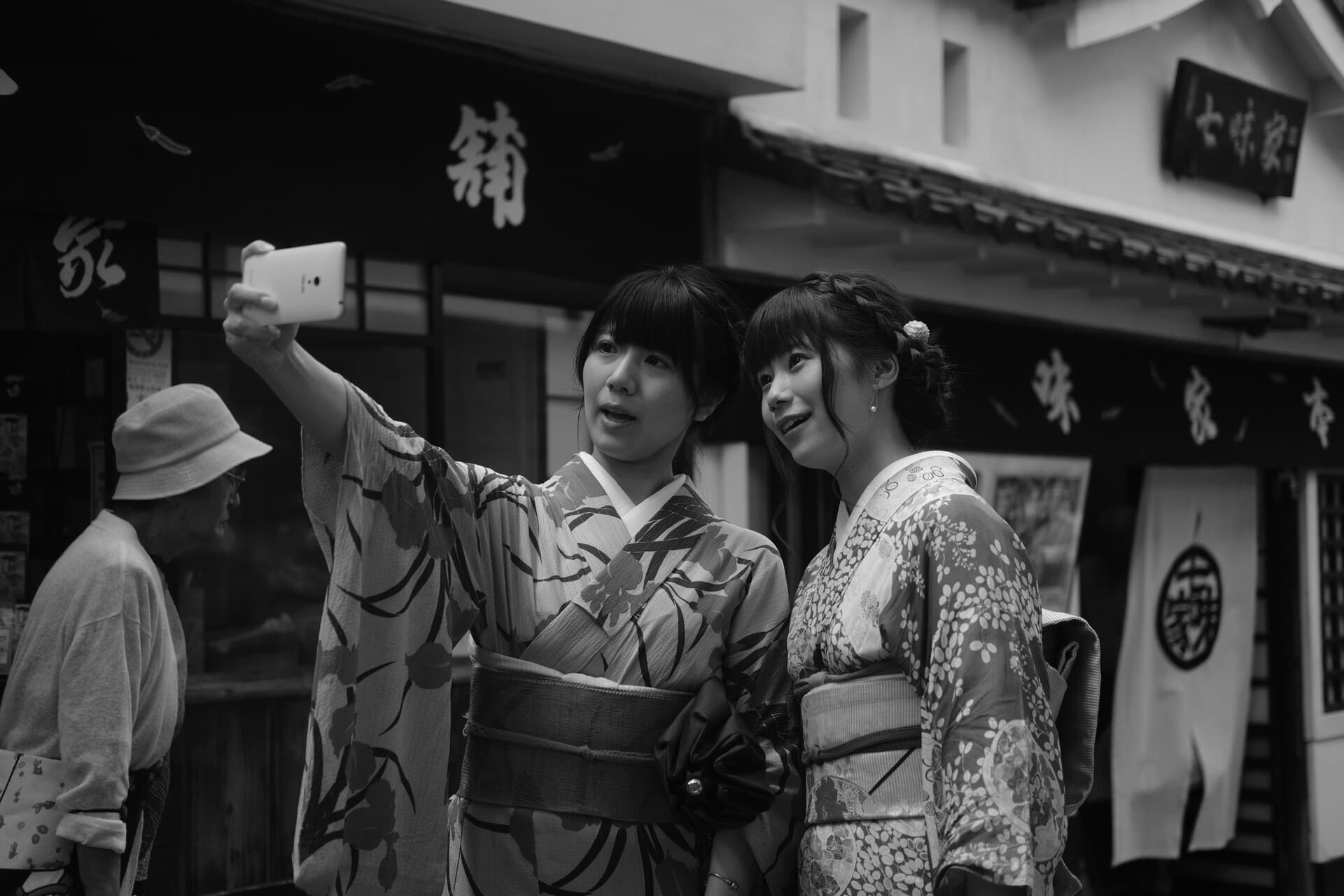 The girl who took a selfie