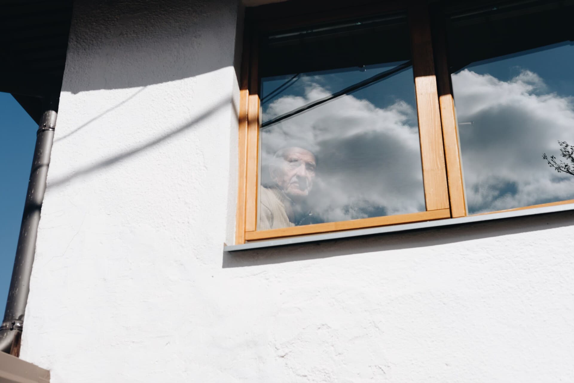 The old man in the window
